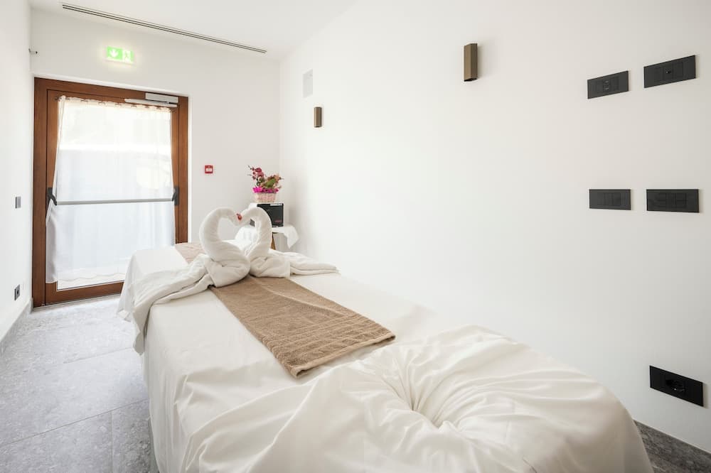 Treatment room
