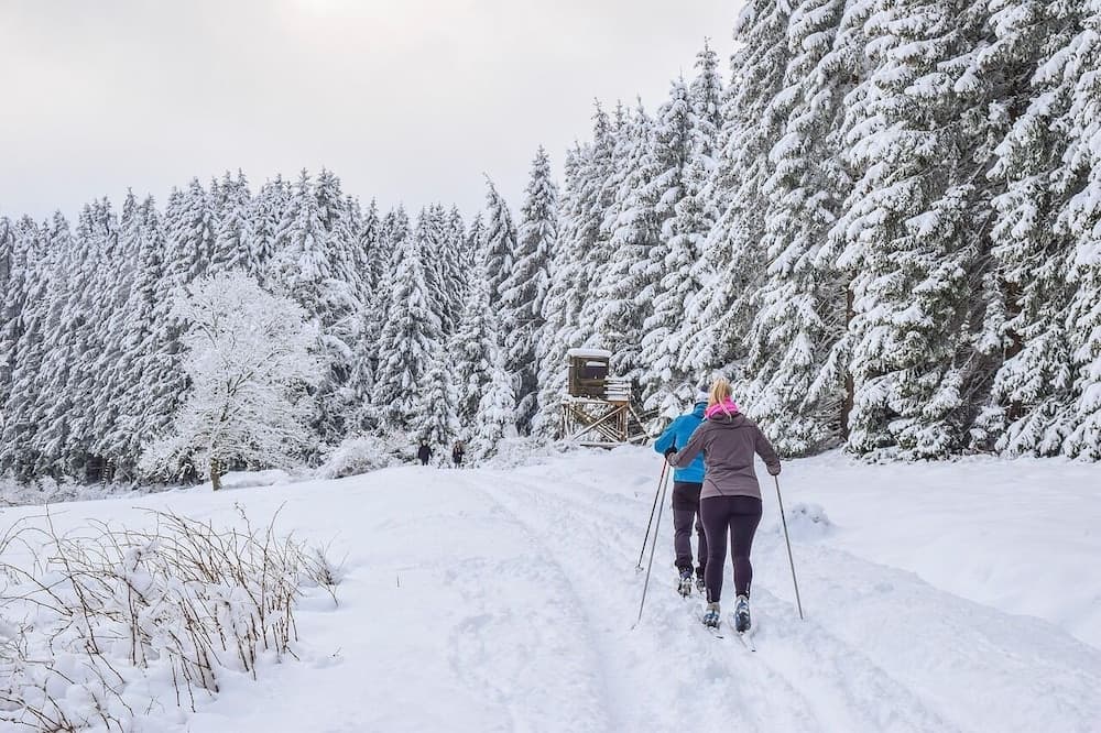 Snow and ski sports