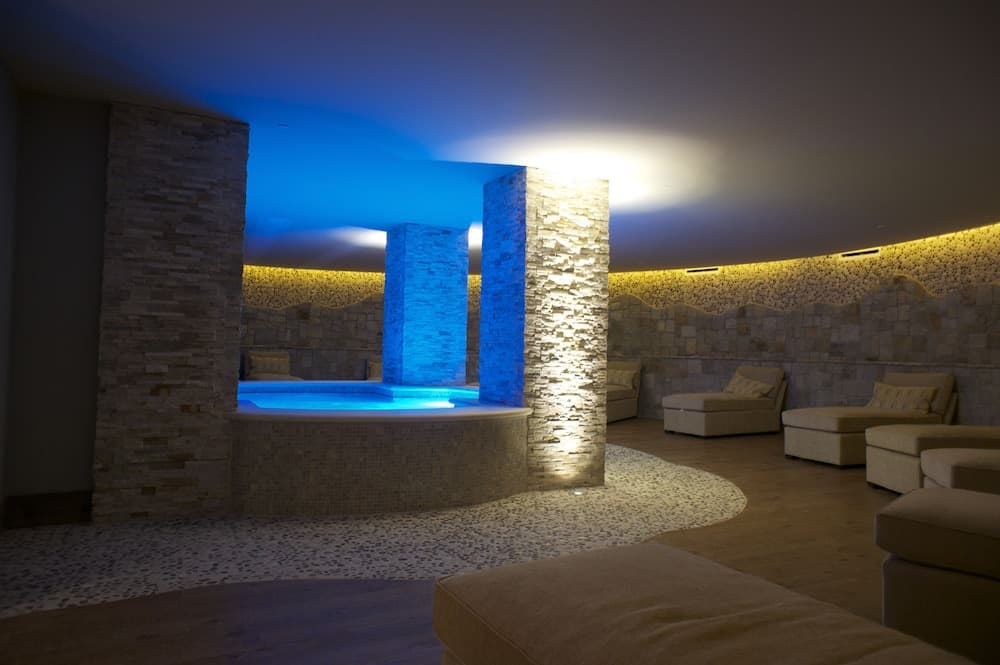 Spa reception