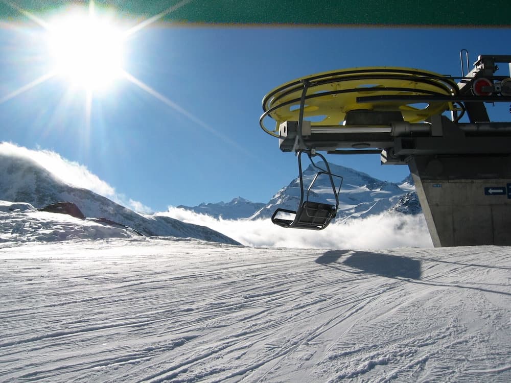 Skiing