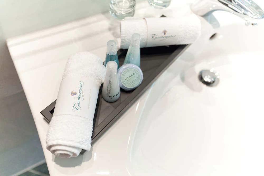 Bathroom amenities