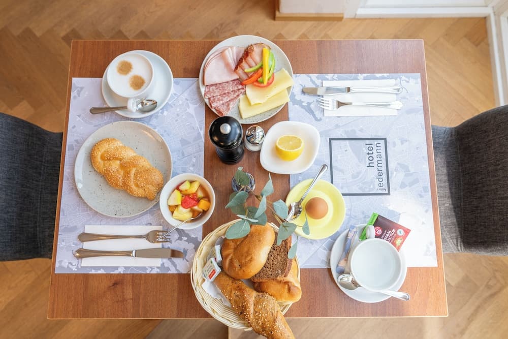 Breakfast meal