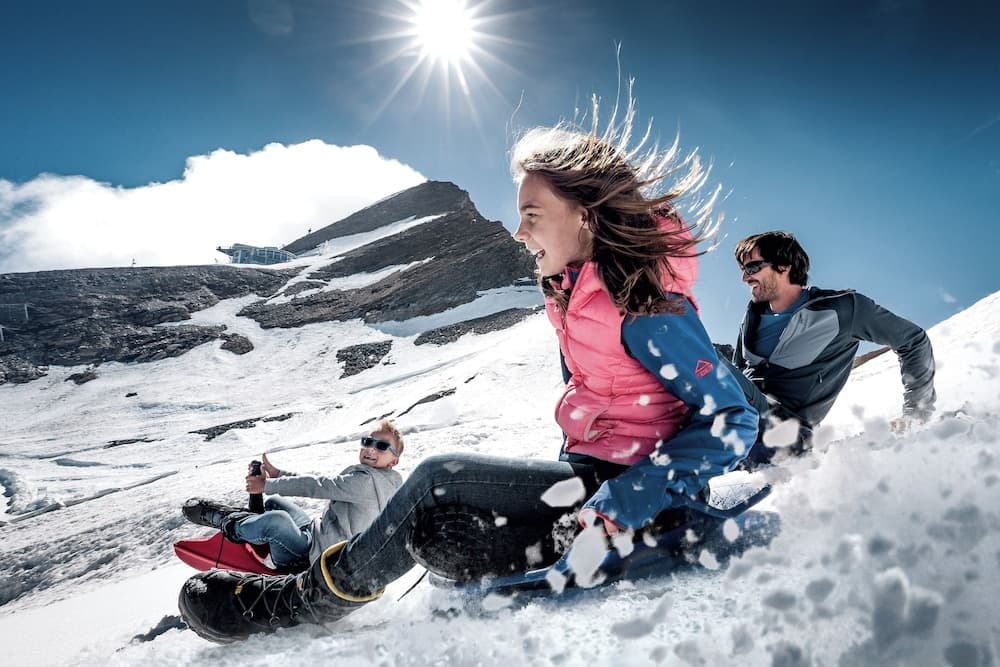 Snow and ski sports