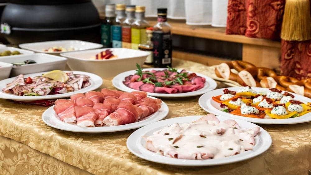 Breakfast buffet