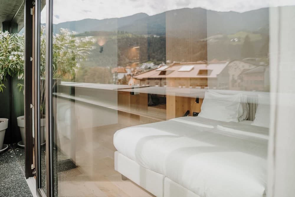 Sundeck
