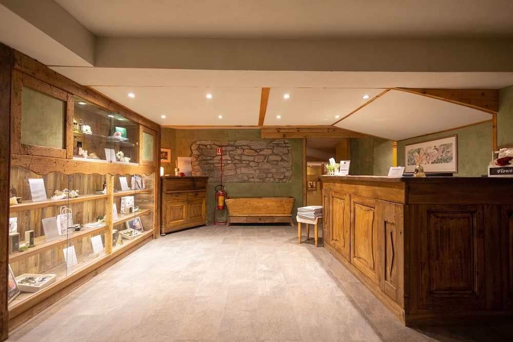 Spa reception