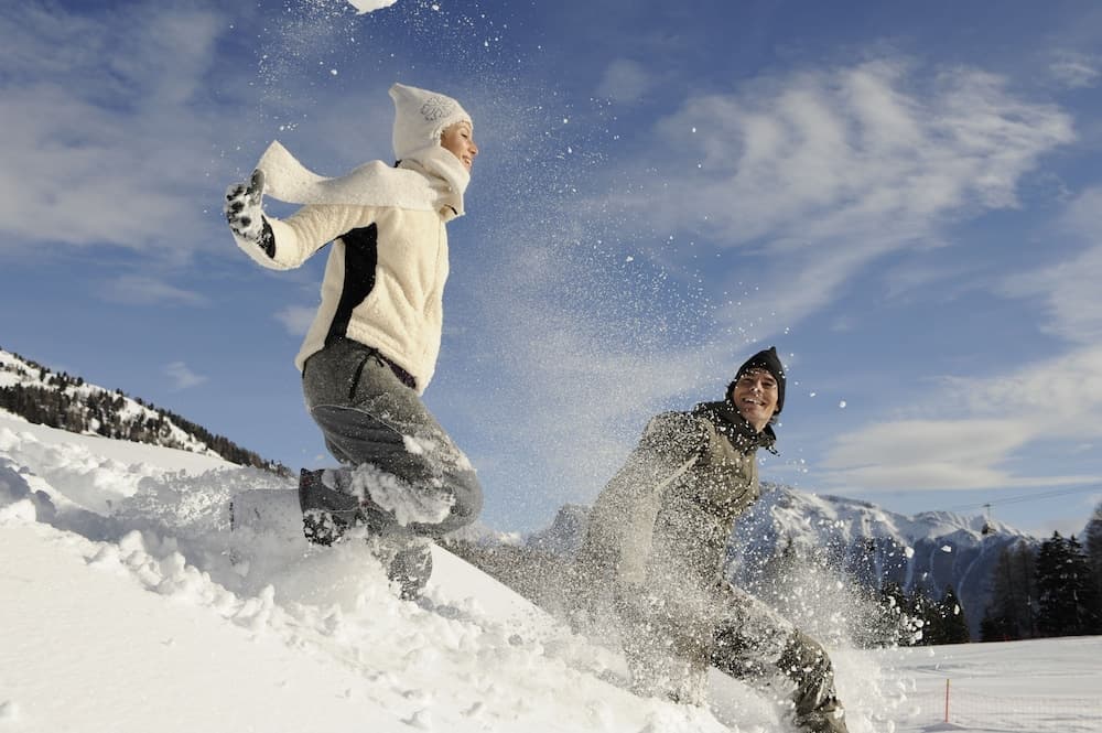 Snow and ski sports