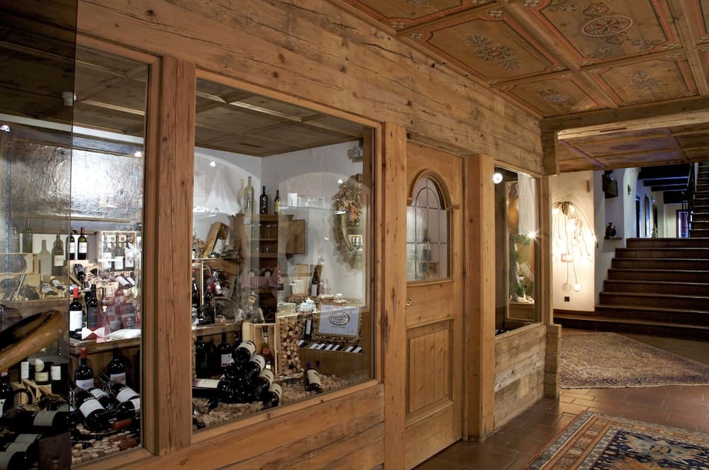 Gift shop