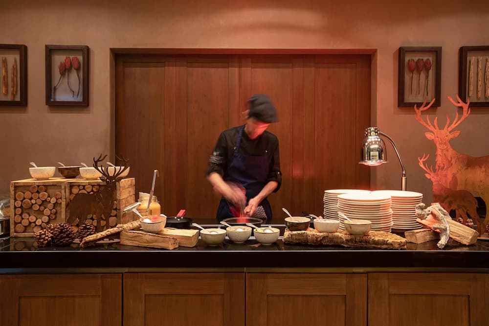 Breakfast area