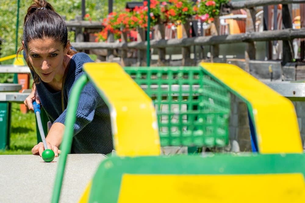 Mini-golf