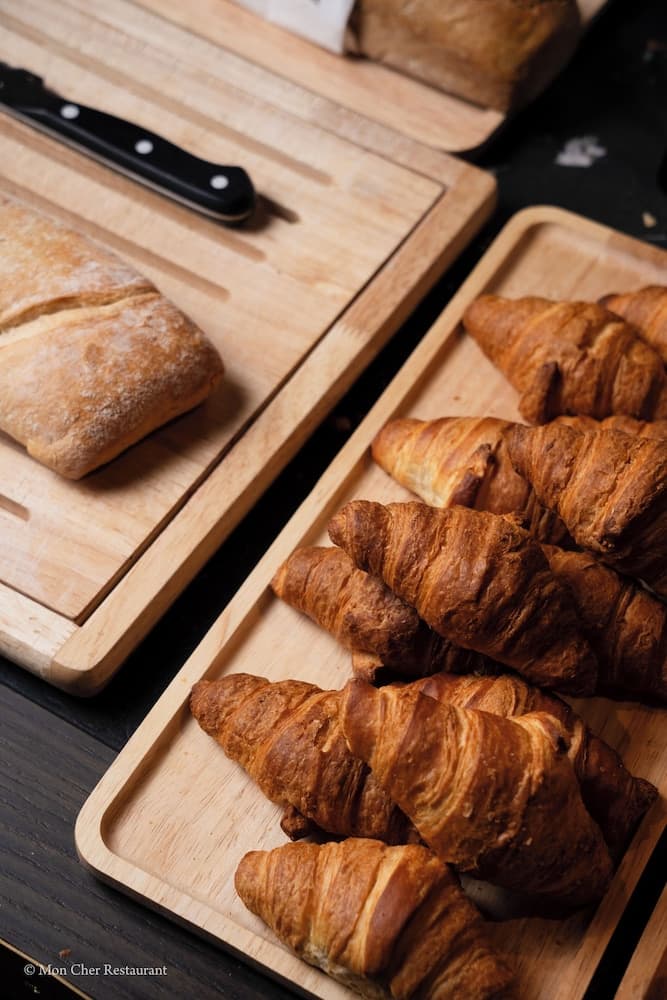 Breakfast buffet