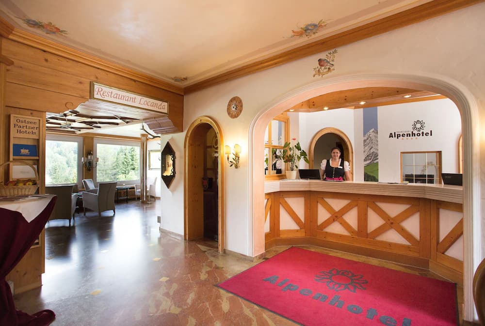 Check-in/check-out kiosk