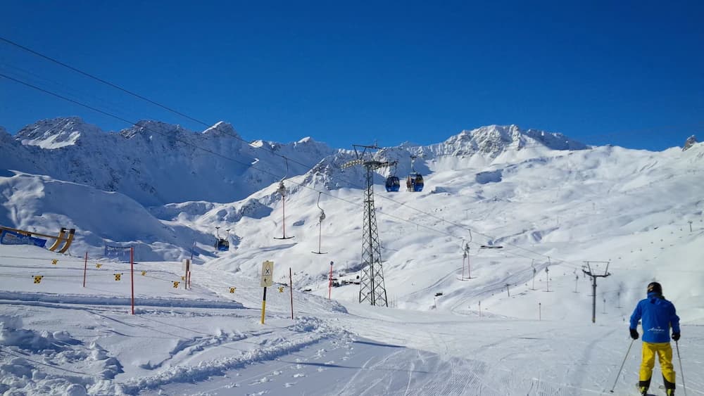 Skiing