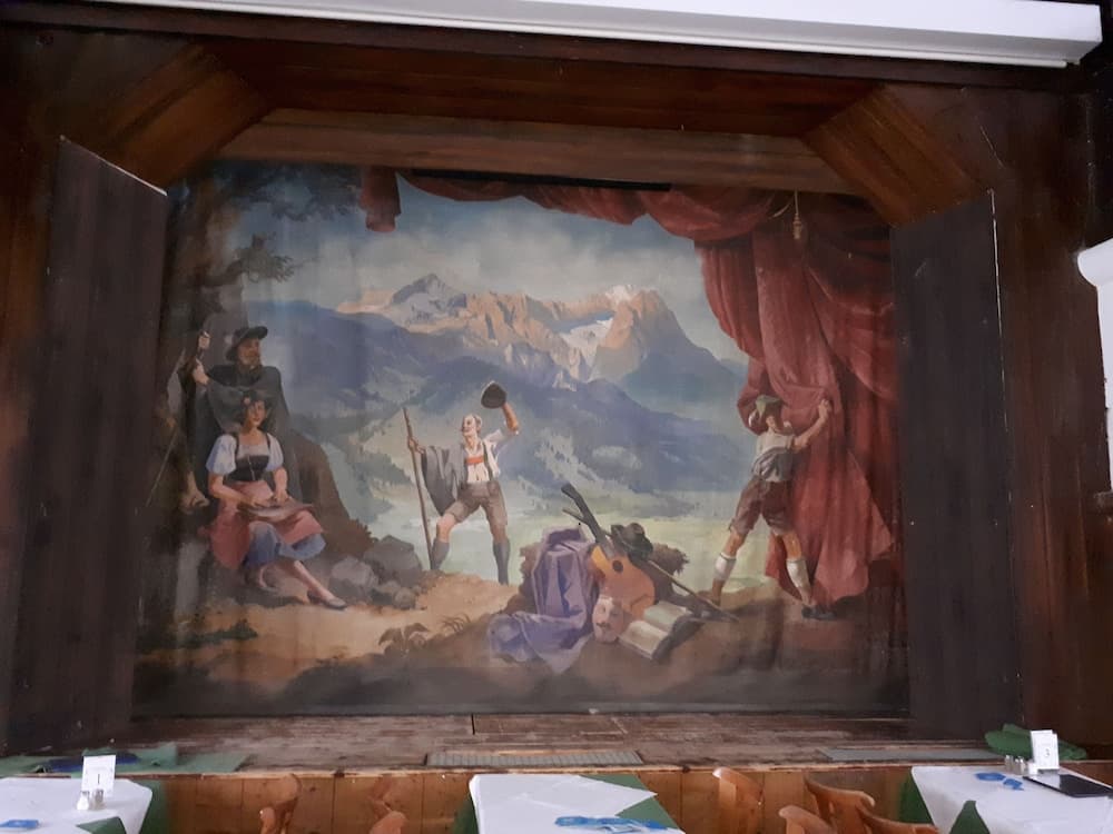 Theater show