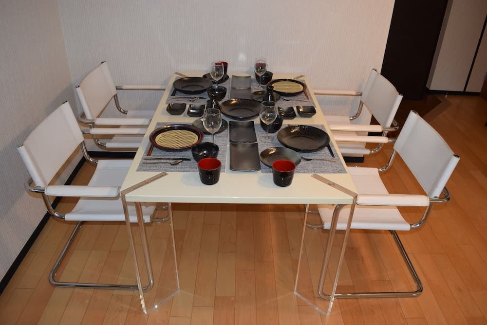 In-room dining