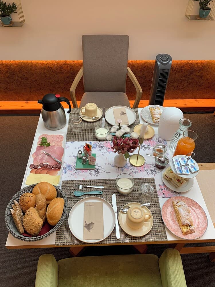 Breakfast buffet