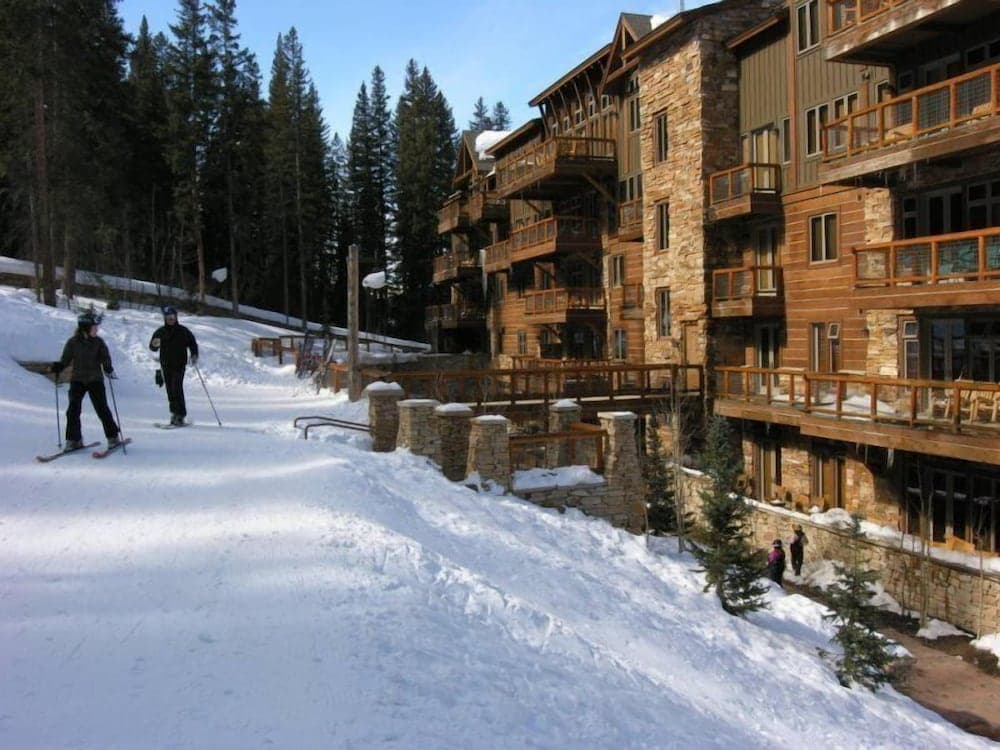 Skiing