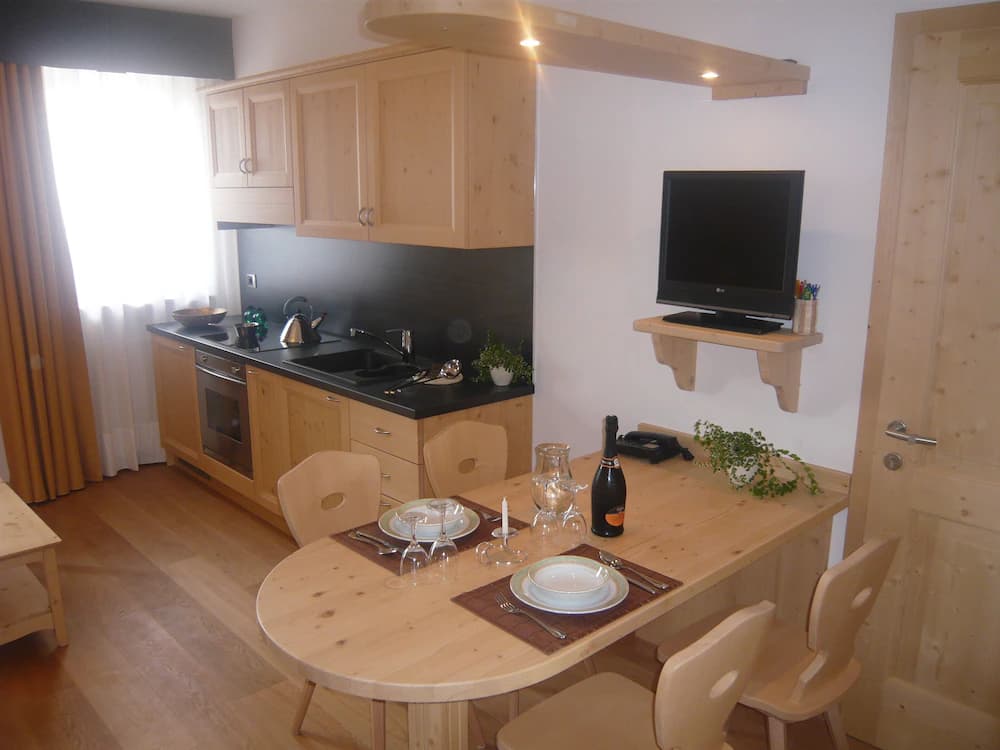 In-room dining