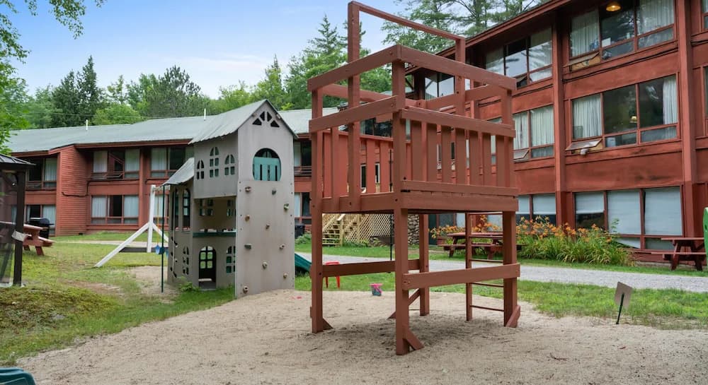 Children's play area - outdoor