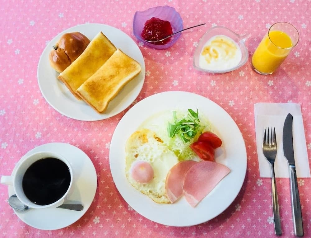 Breakfast meal