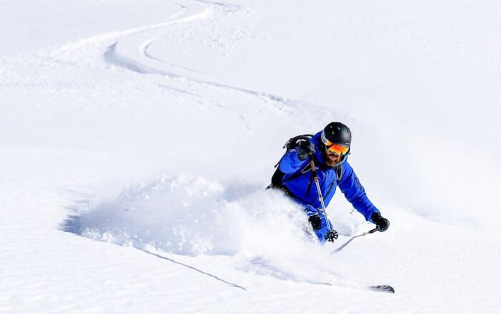 Snow and ski sports