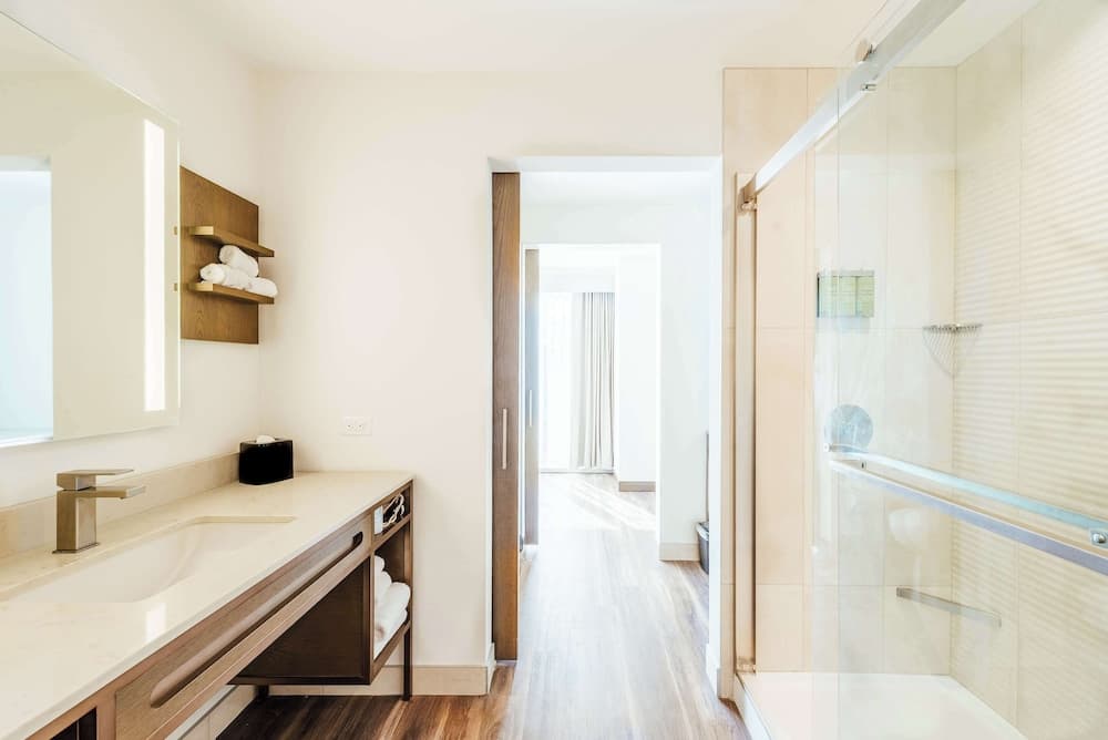 Bathroom shower