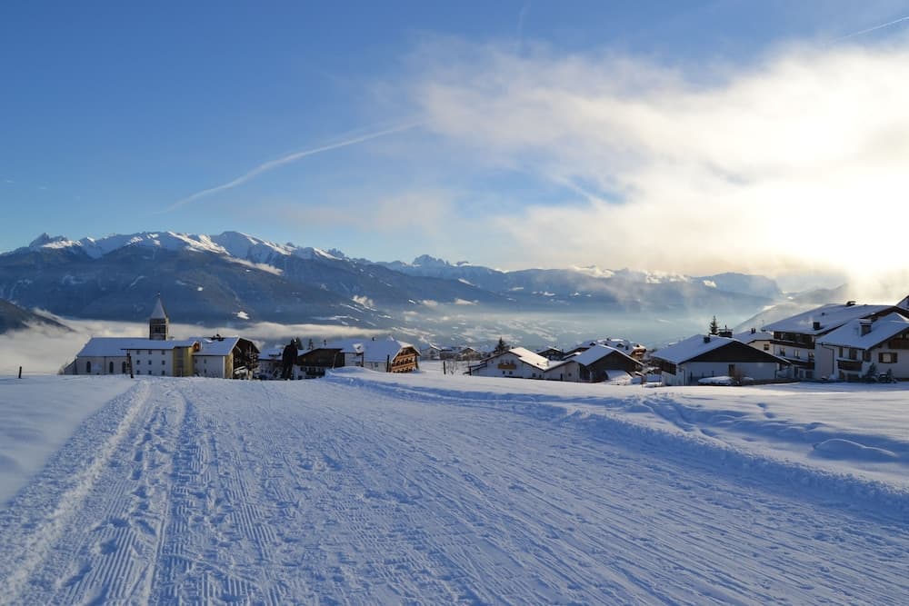 Snow and ski sports