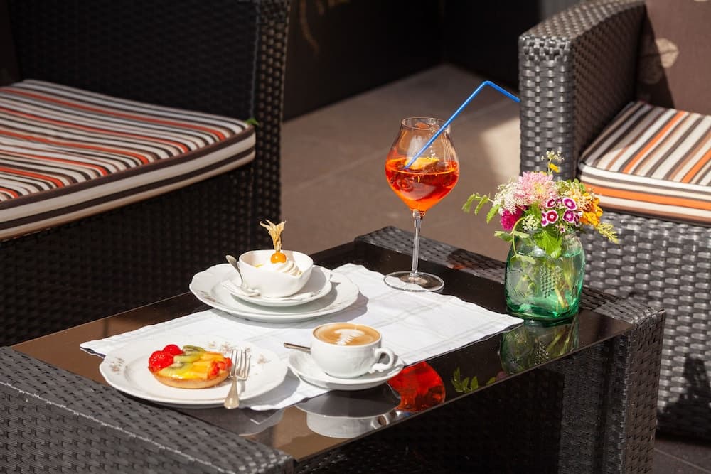 Cafe