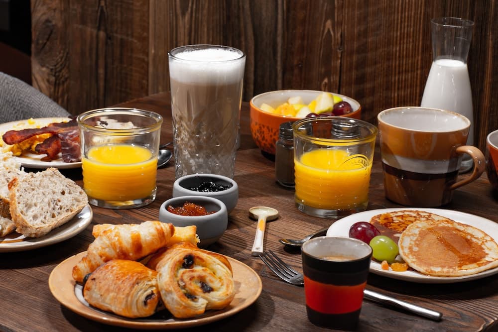Breakfast buffet
