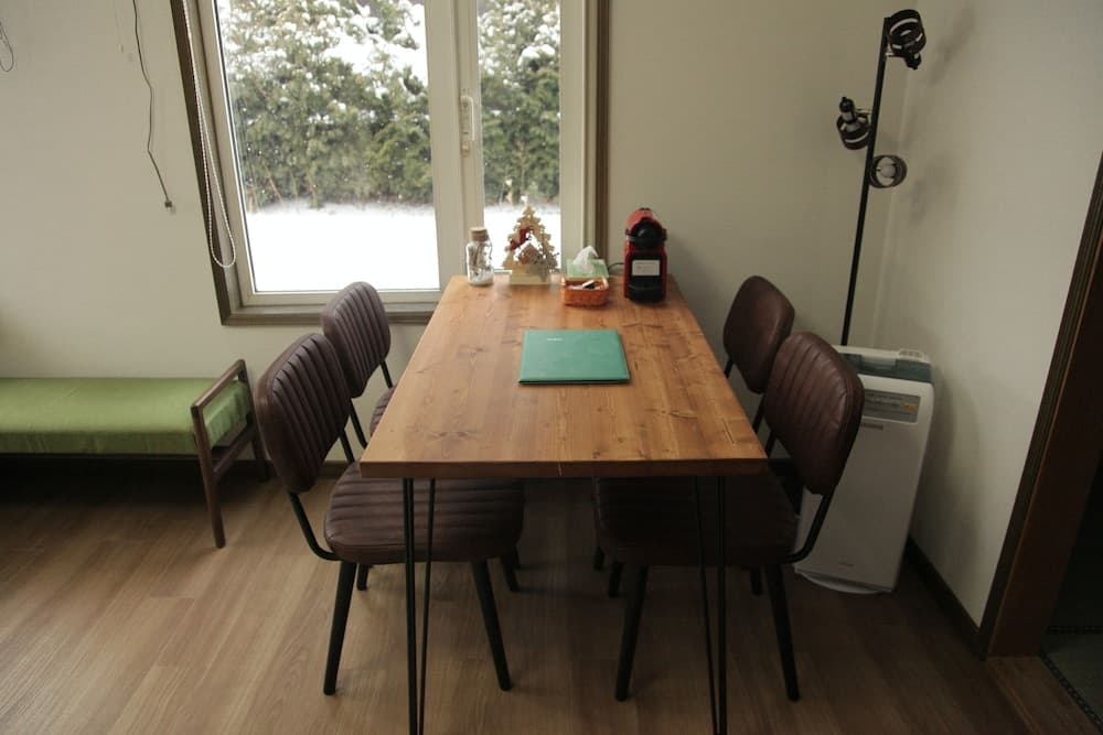 In-room dining