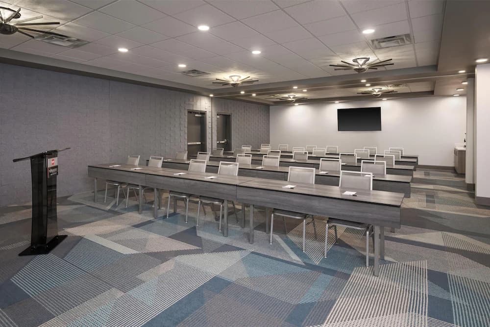 Meeting facility