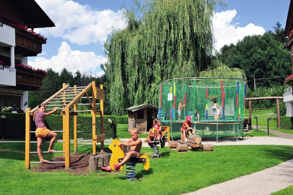 Children's play area - outdoor