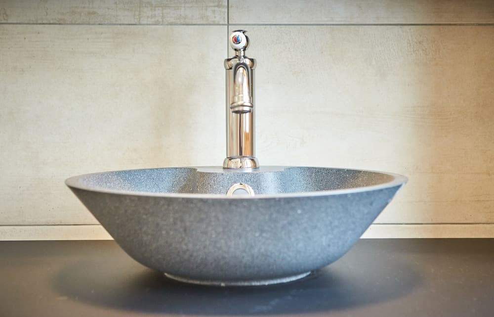 Bathroom sink