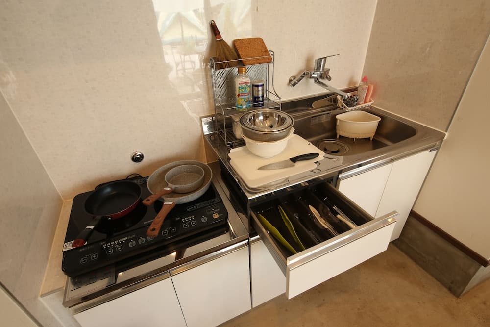 Private kitchenette