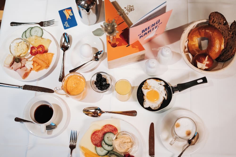 Breakfast meal