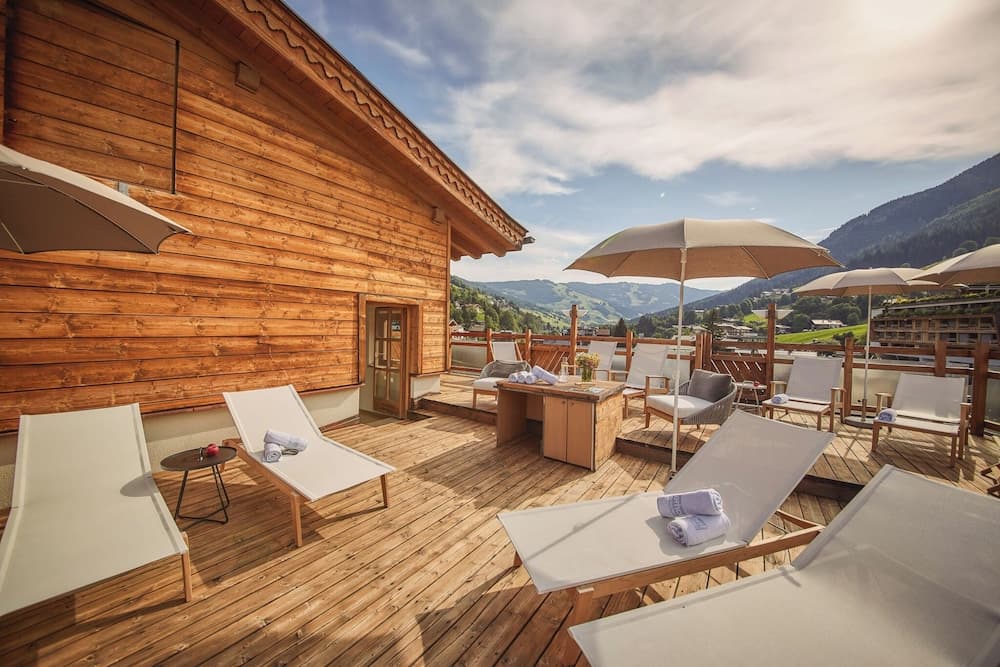 Sundeck