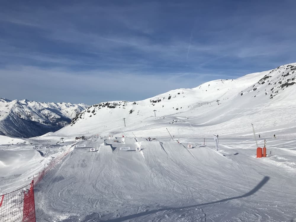 Snow and ski sports