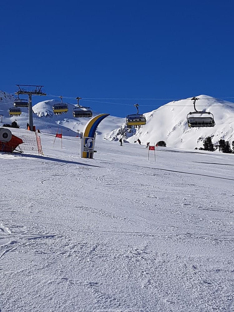 Snow and ski sports