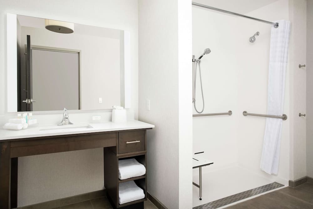 Bathroom shower