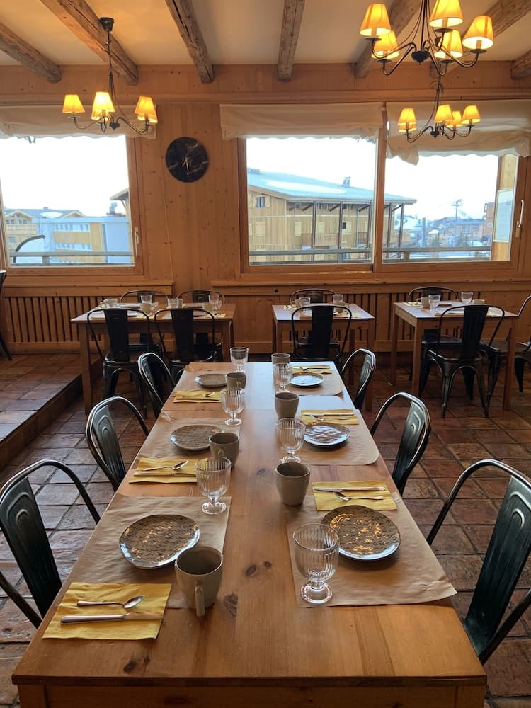 Breakfast area