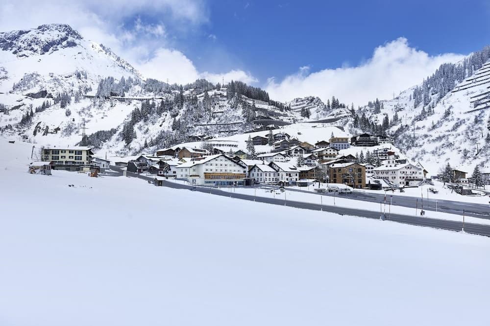 Ski hill