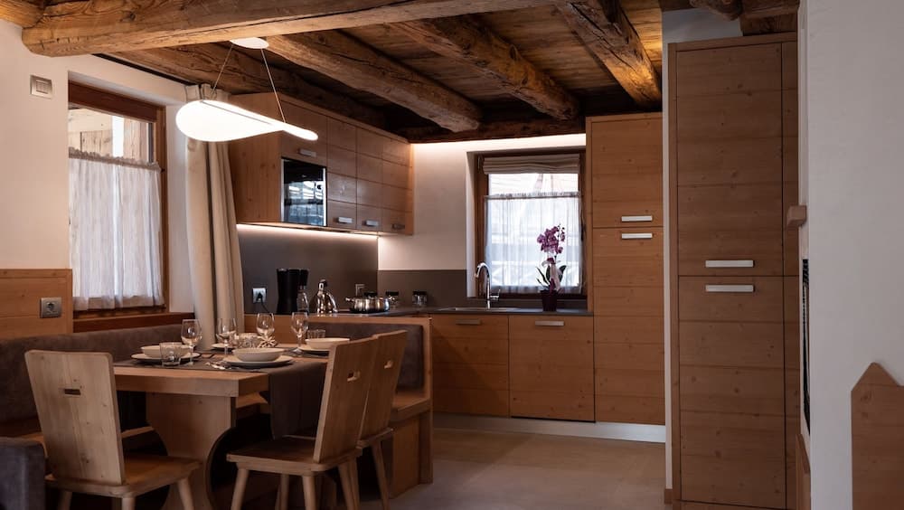 Private kitchenette