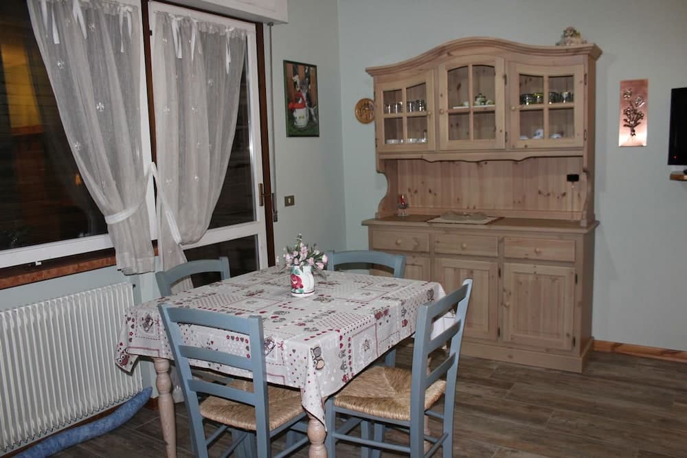 In-room dining