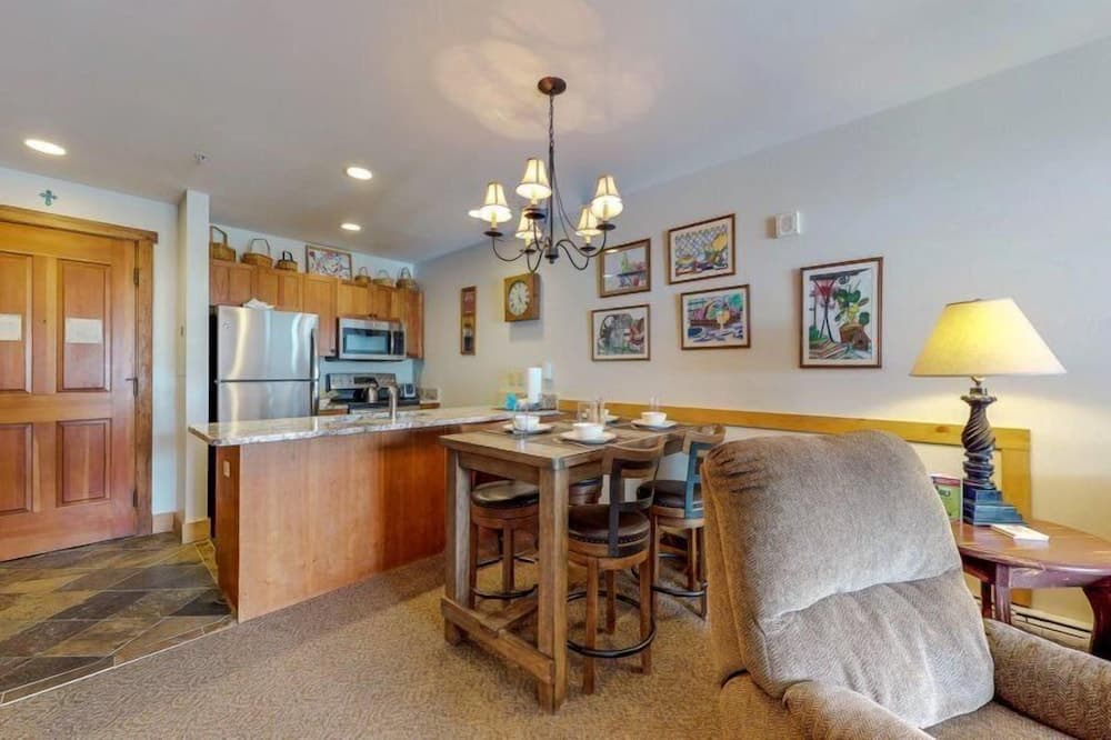 In-room dining