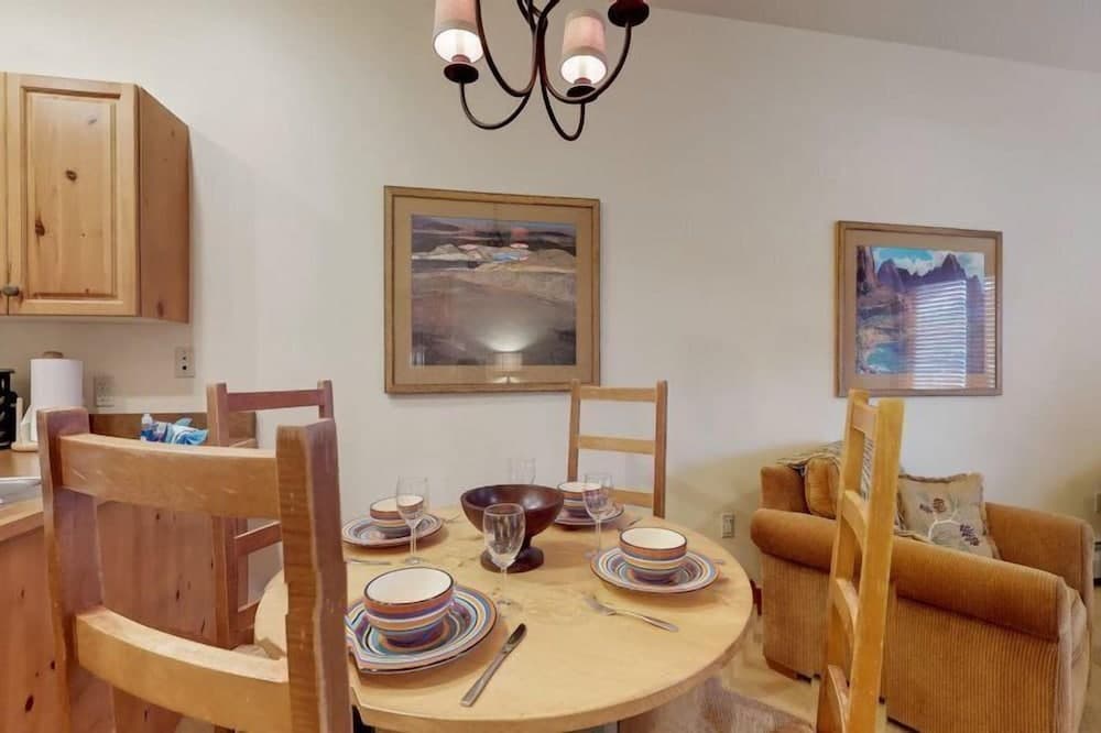 In-room dining