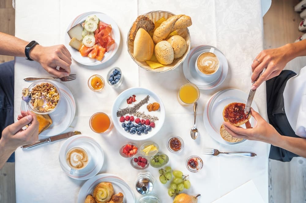 Breakfast meal