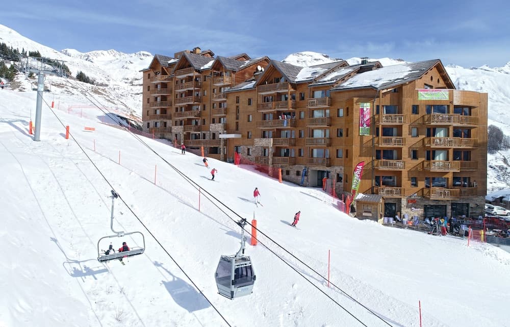 Skiing
