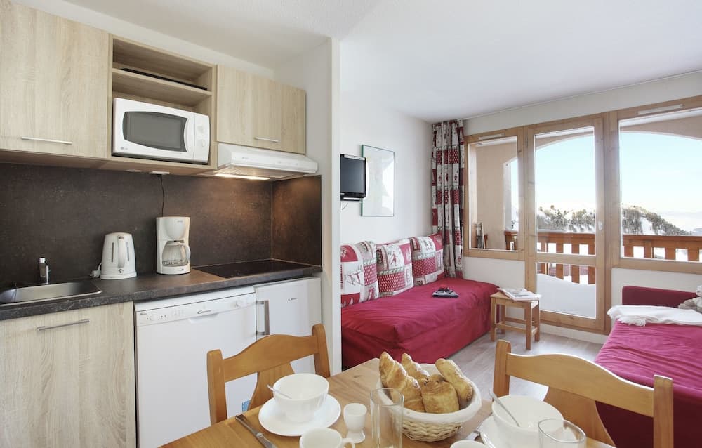 Private kitchenette