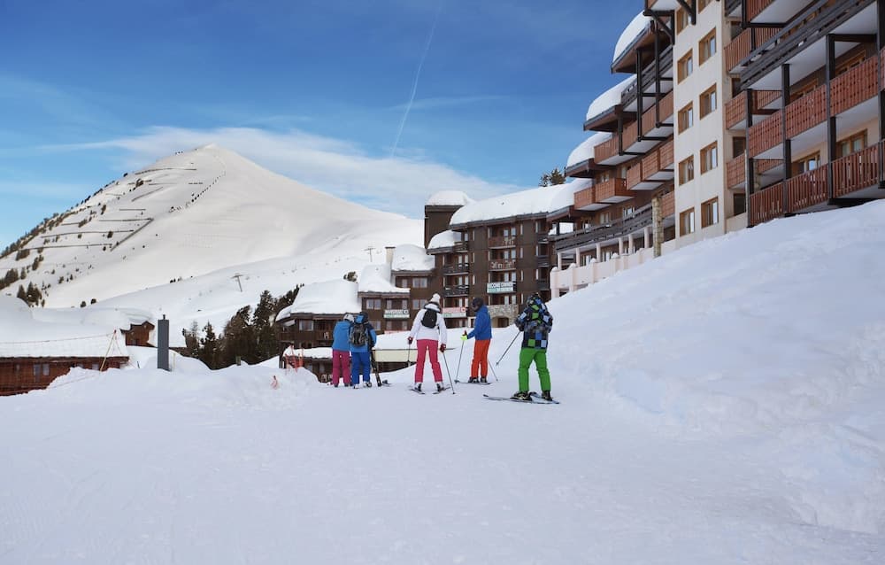 Snow and ski sports