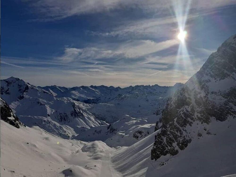 Snow and ski sports